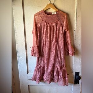 Beautiful dusty pink, Joyfolie lace dress. Size 10. Great condition!